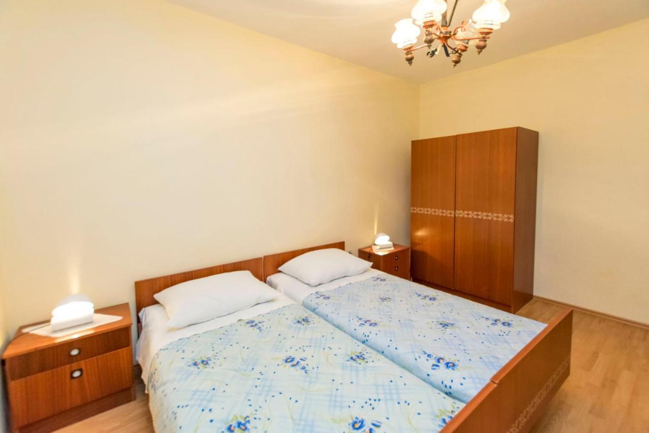 Apartment Lele Примоштен Экстерьер фото