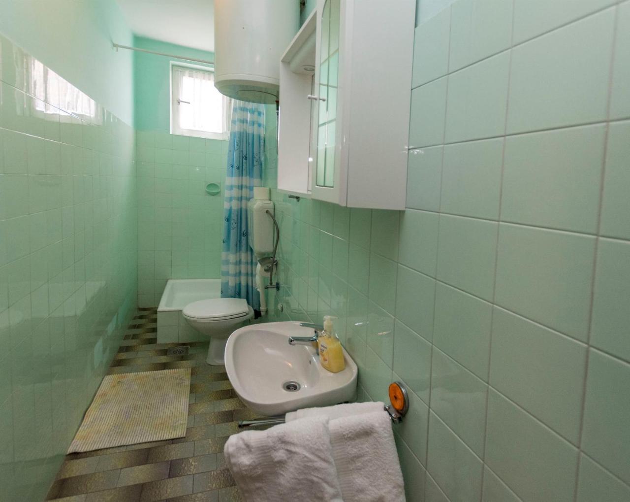 Apartment Lele Примоштен Экстерьер фото